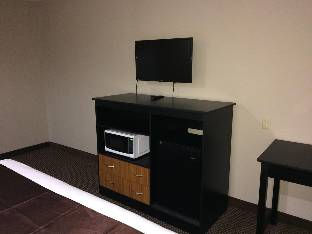 Paradise Inn & Suites Baton Rouge Pokoj fotografie